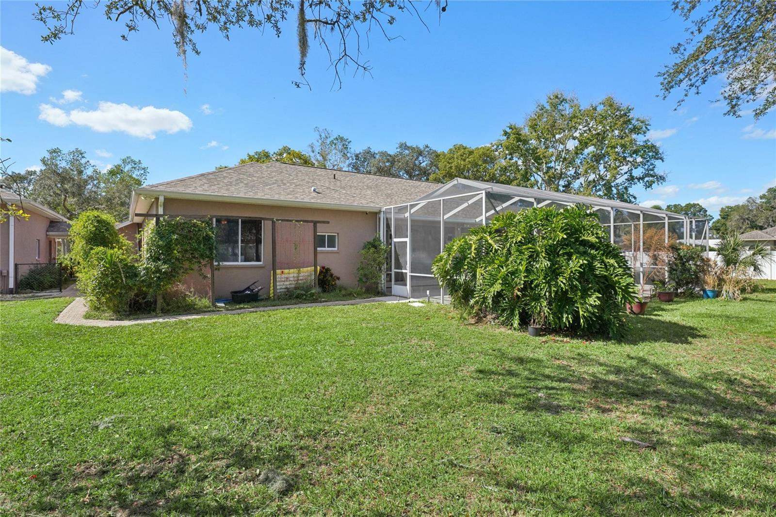 Image 6 of 100 For 321 Cressida Circle