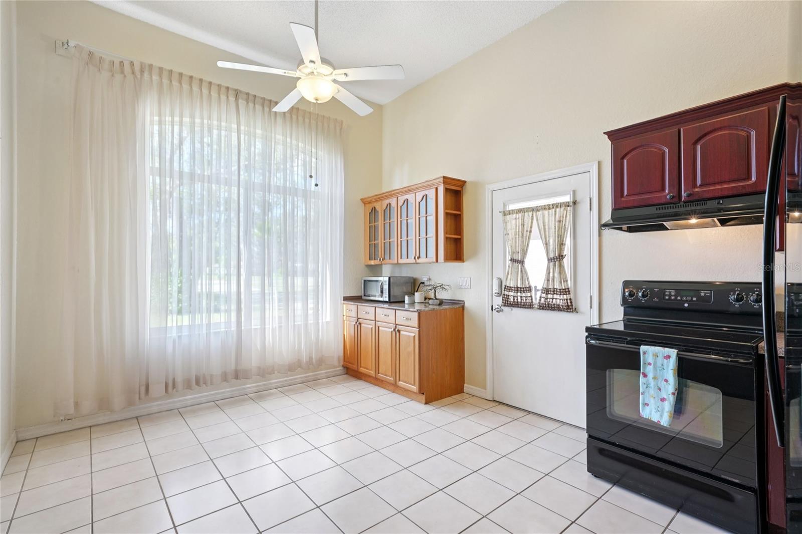 Image 66 of 100 For 321 Cressida Circle