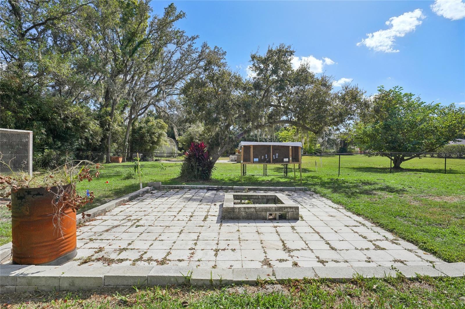 Image 84 of 100 For 321 Cressida Circle