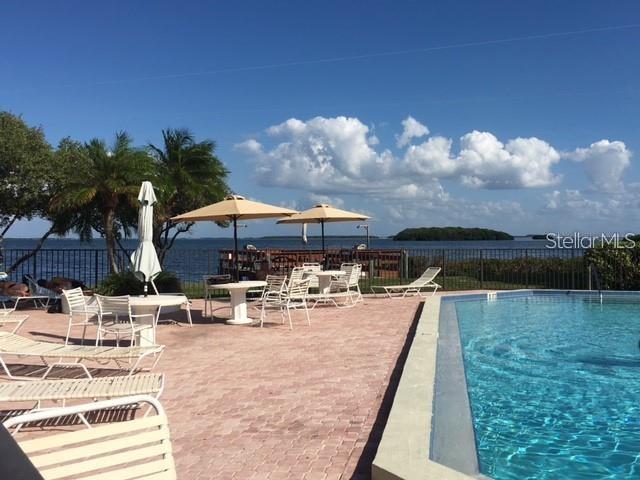 Image 3 of 36 For 1515 Pinellas Bayway S 15