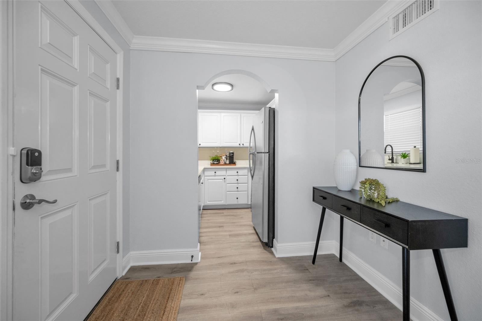 Image 7 of 56 For 19417 Gulf Boulevard F207