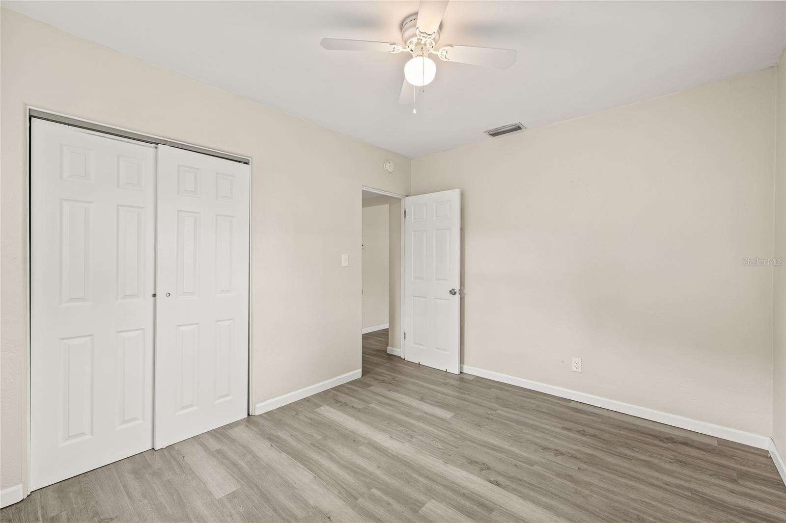 Image 17 of 34 For 4350 1st Avenue S