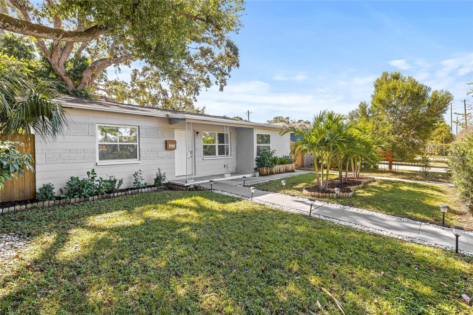 Image 2 of 34 For 4350 1st Avenue S