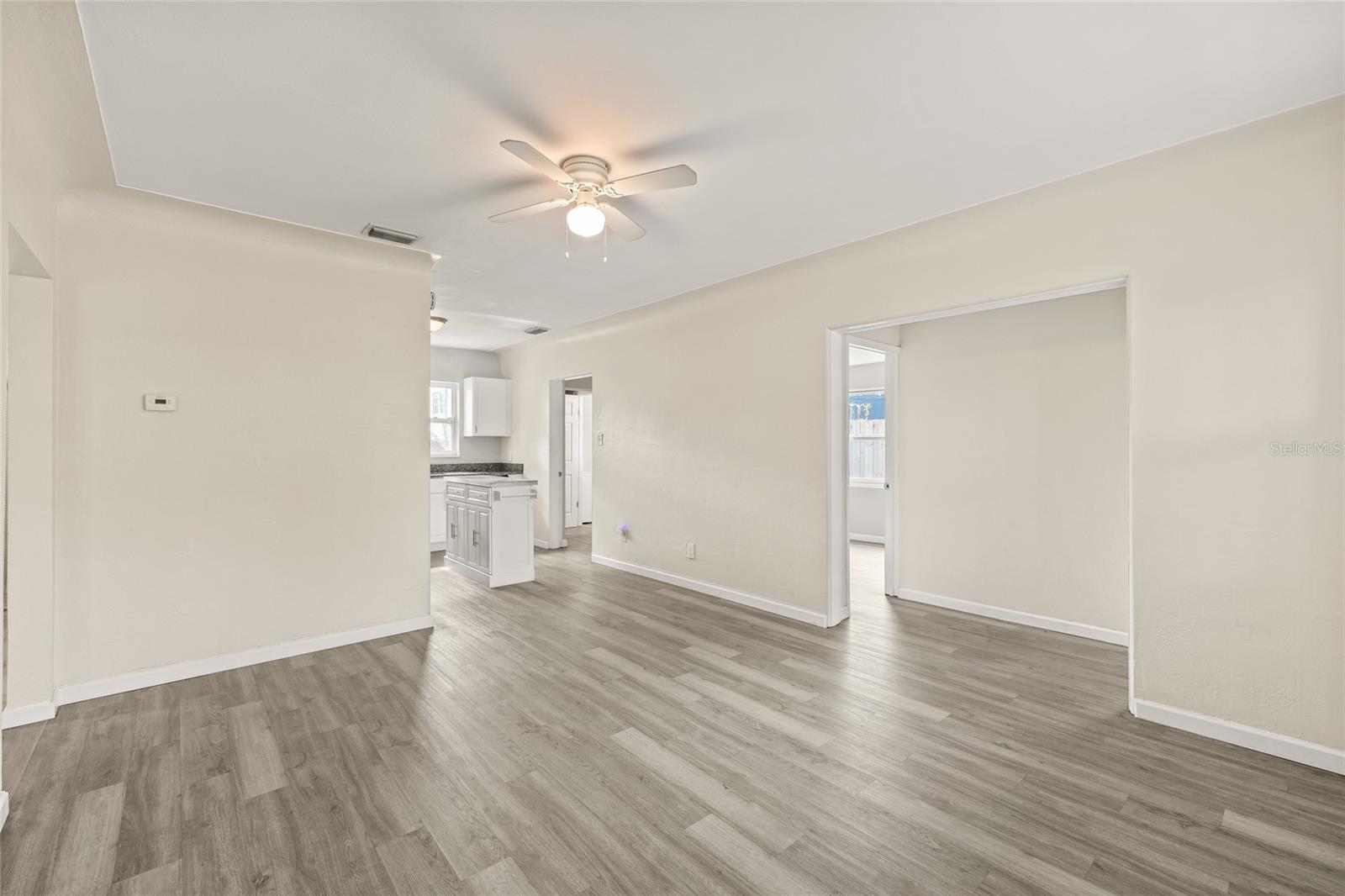 Image 7 of 34 For 4350 1st Avenue S