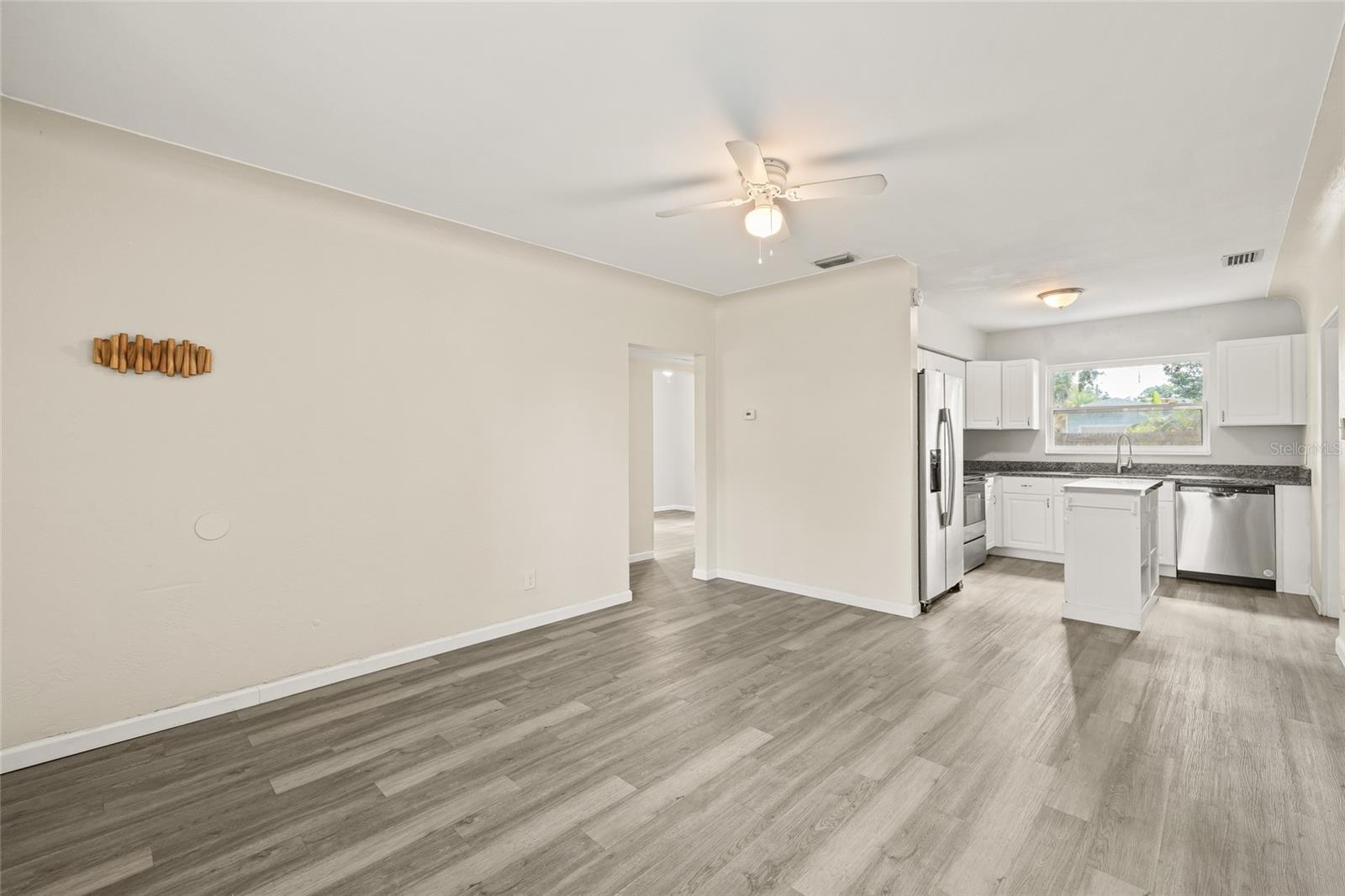 Image 8 of 34 For 4350 1st Avenue S