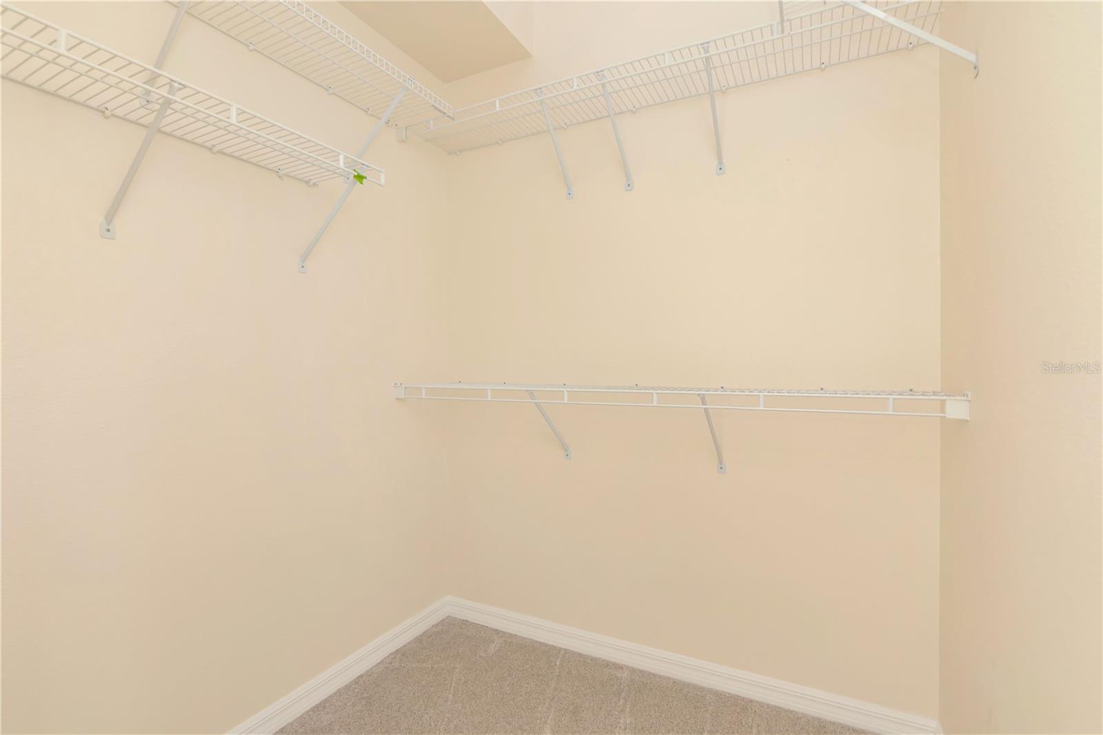 Image 9 of 34 For 731 Waterside Court