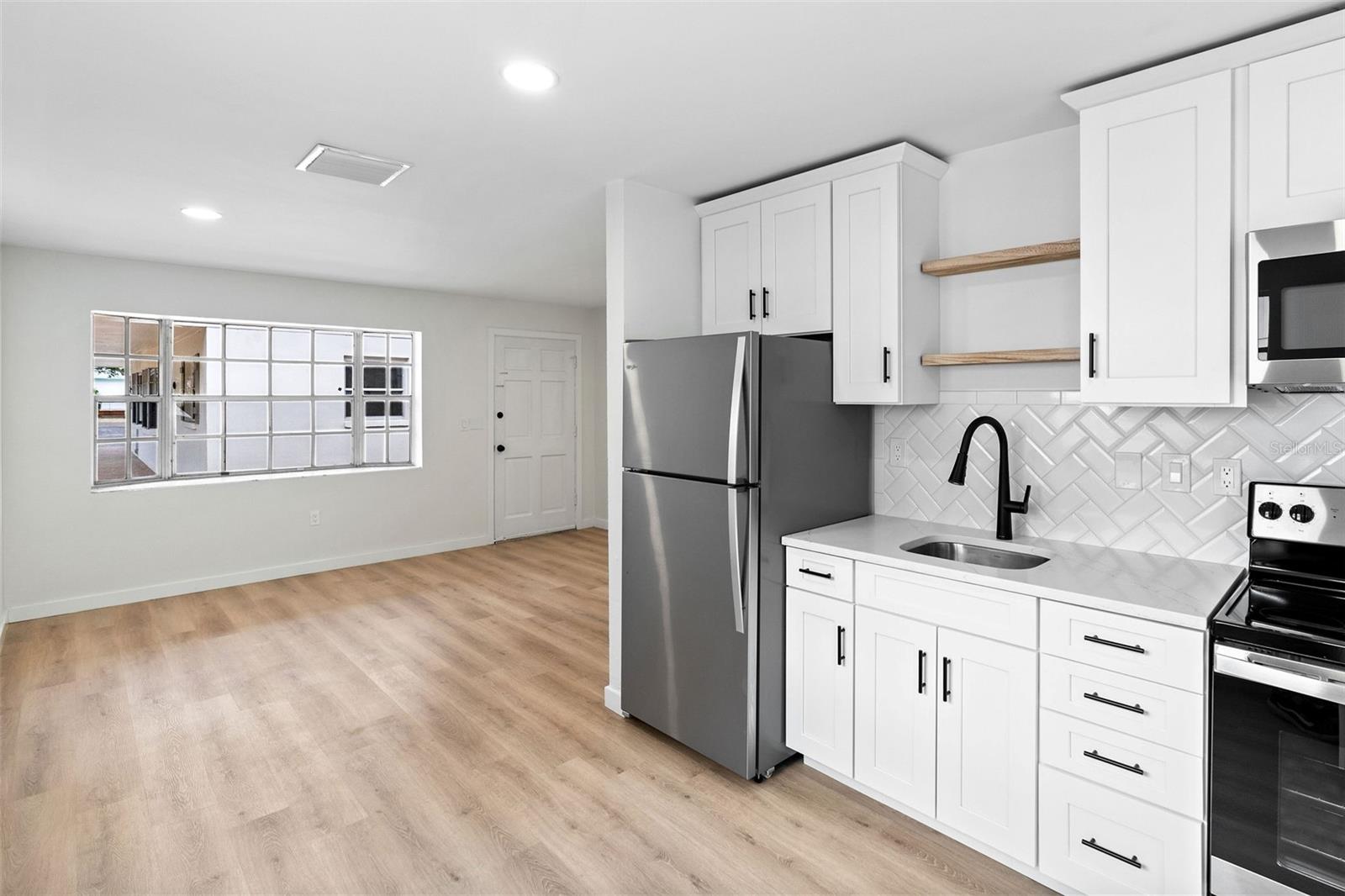 Image 4 of 15 For 1028 Bass Boulevard