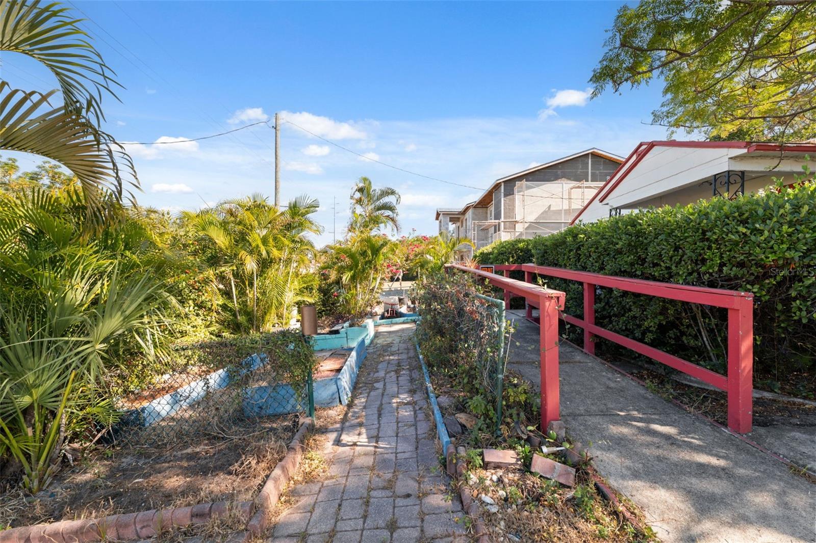 Image 2 of 26 For 1916 Grace Street