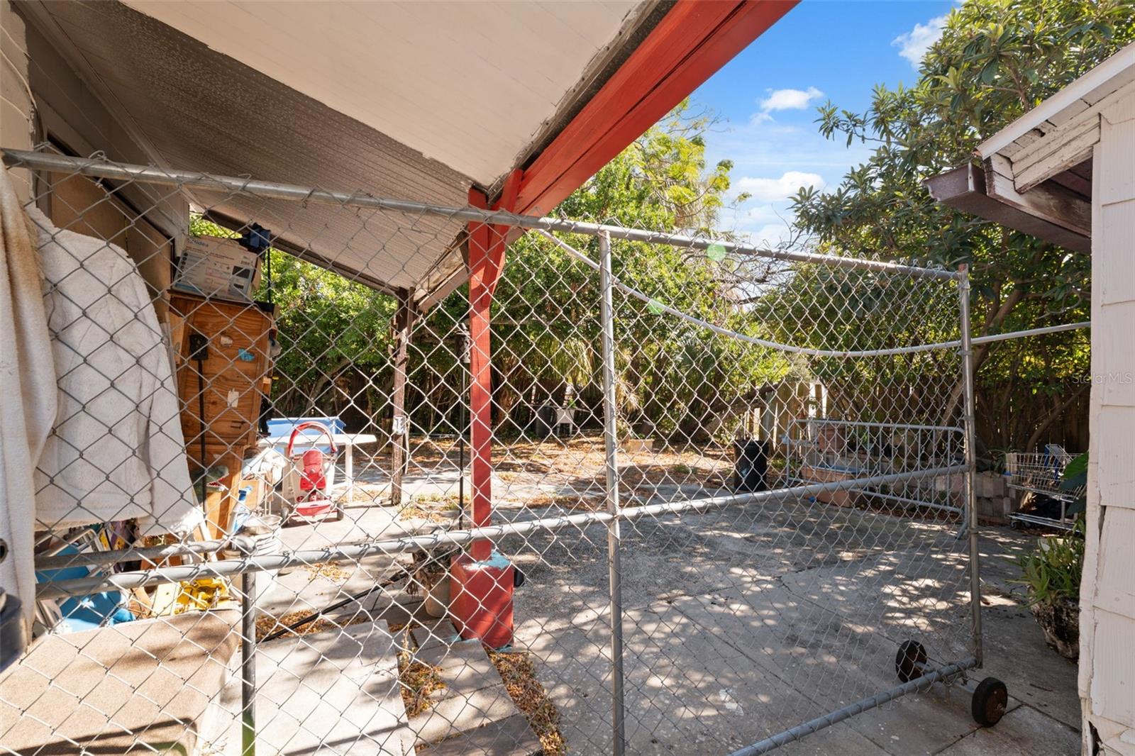 Image 6 of 26 For 1916 Grace Street