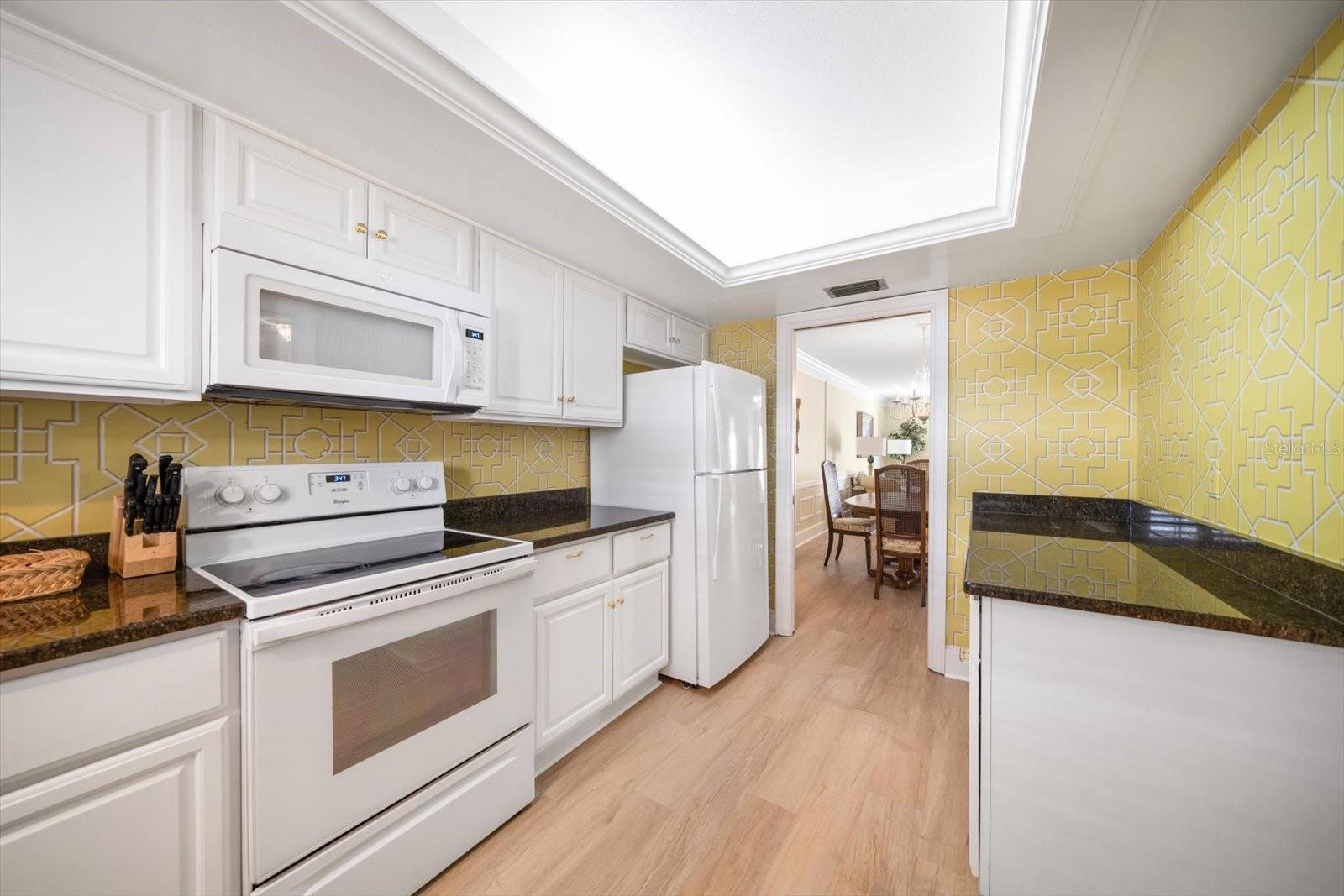 Image 10 of 33 For 131 Bluff View Drive 104