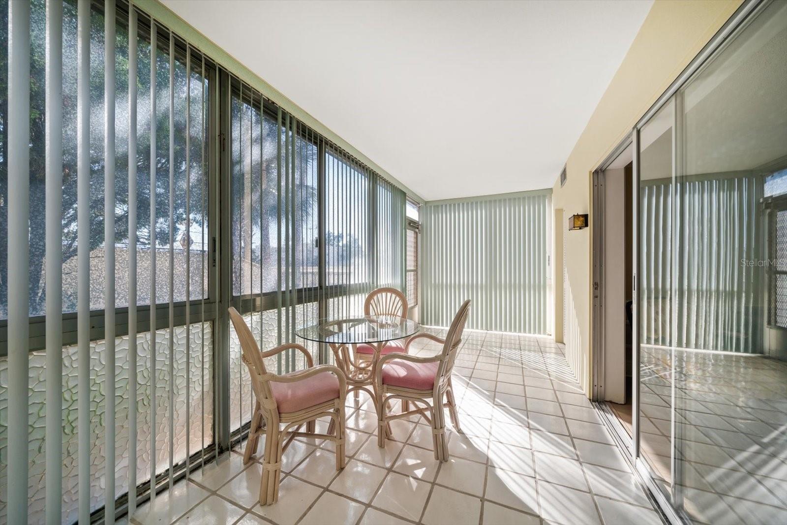 Image 16 of 33 For 131 Bluff View Drive 104