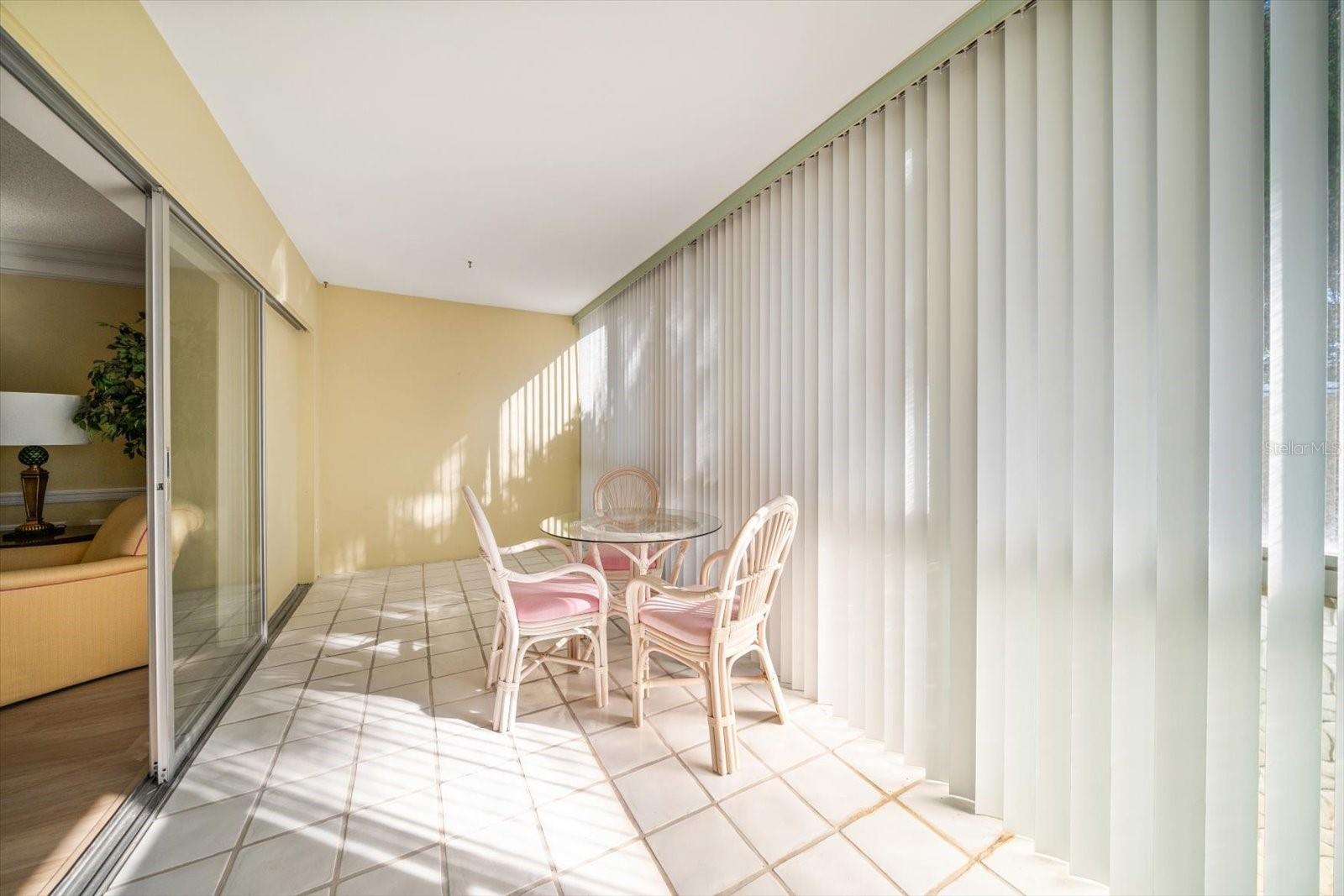 Image 17 of 33 For 131 Bluff View Drive 104