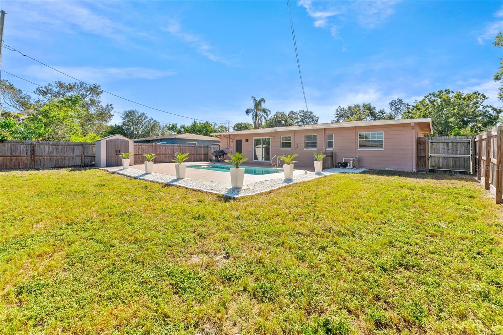 Image 29 of 37 For 1358 Tuscola Street