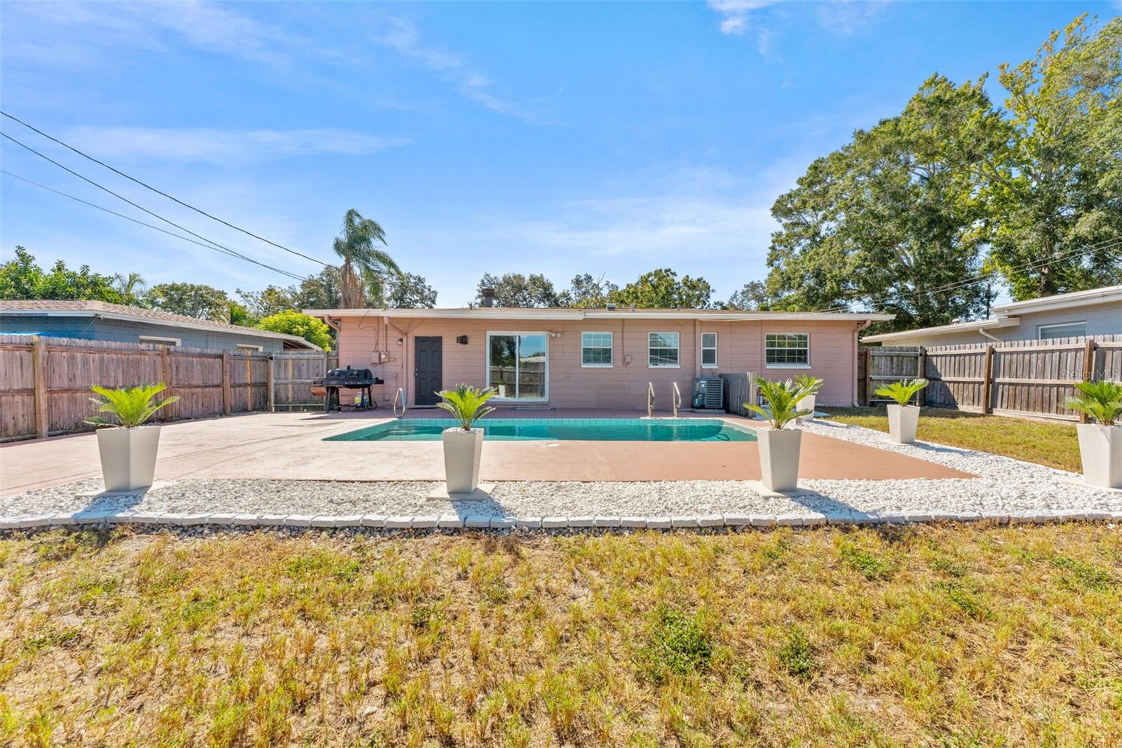 Image 31 of 37 For 1358 Tuscola Street