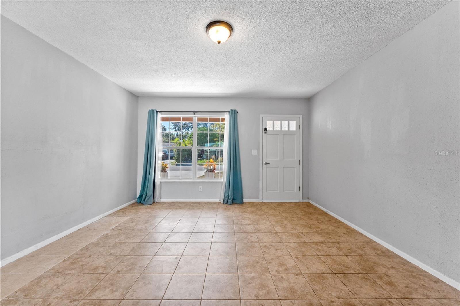 Image 7 of 37 For 1358 Tuscola Street