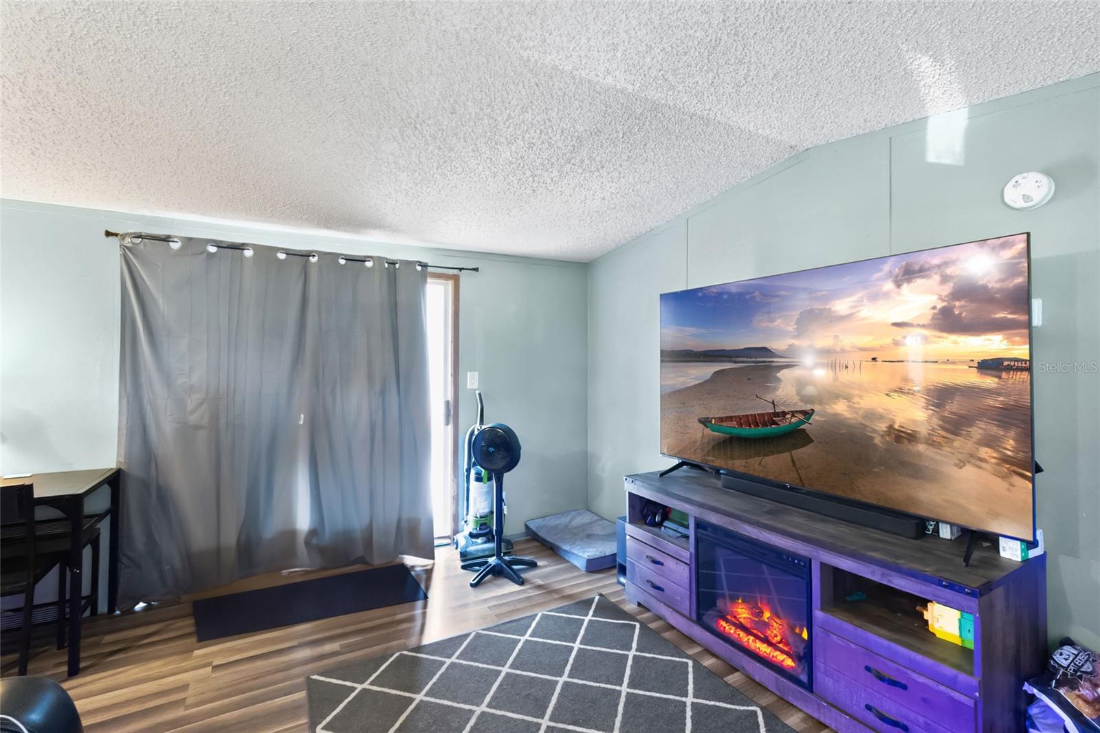 Image 8 of 35 For 18155 Nelson Road