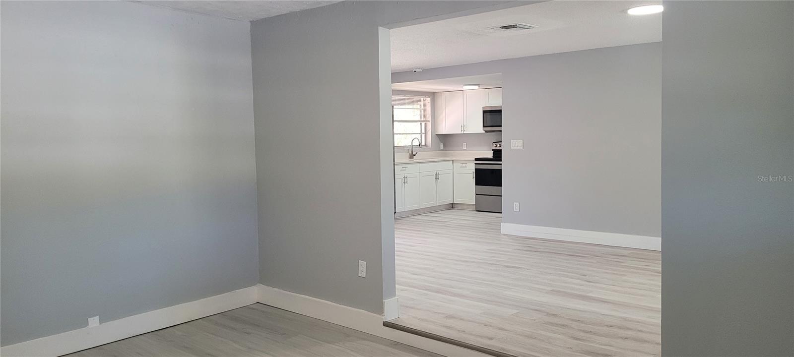 Image 14 of 27 For 1405 Castleworks Lane