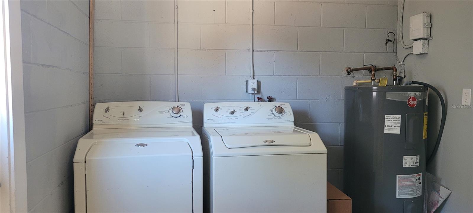 Image 23 of 27 For 1405 Castleworks Lane