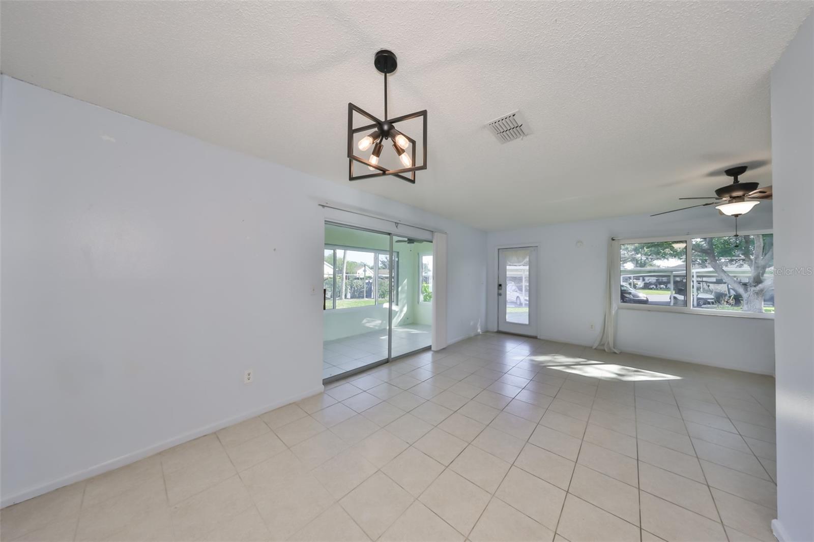 Image 18 of 37 For 1902 Dandridge Street 20