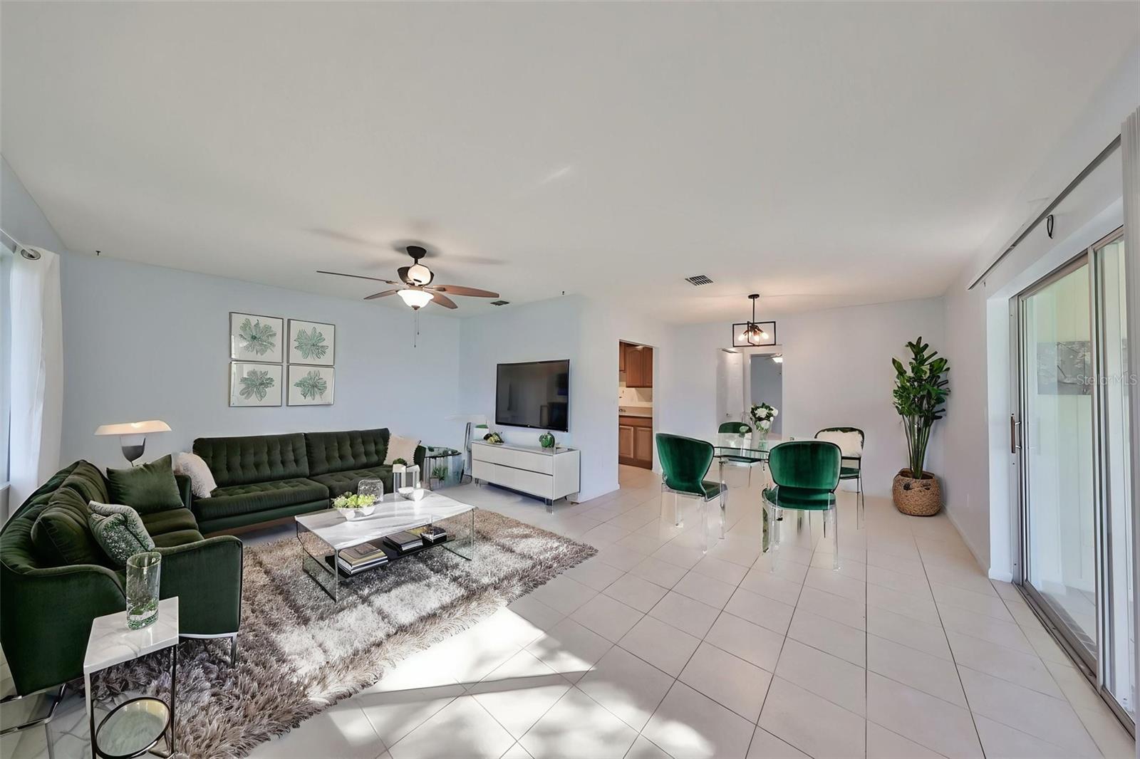 Image 5 of 37 For 1902 Dandridge Street 20