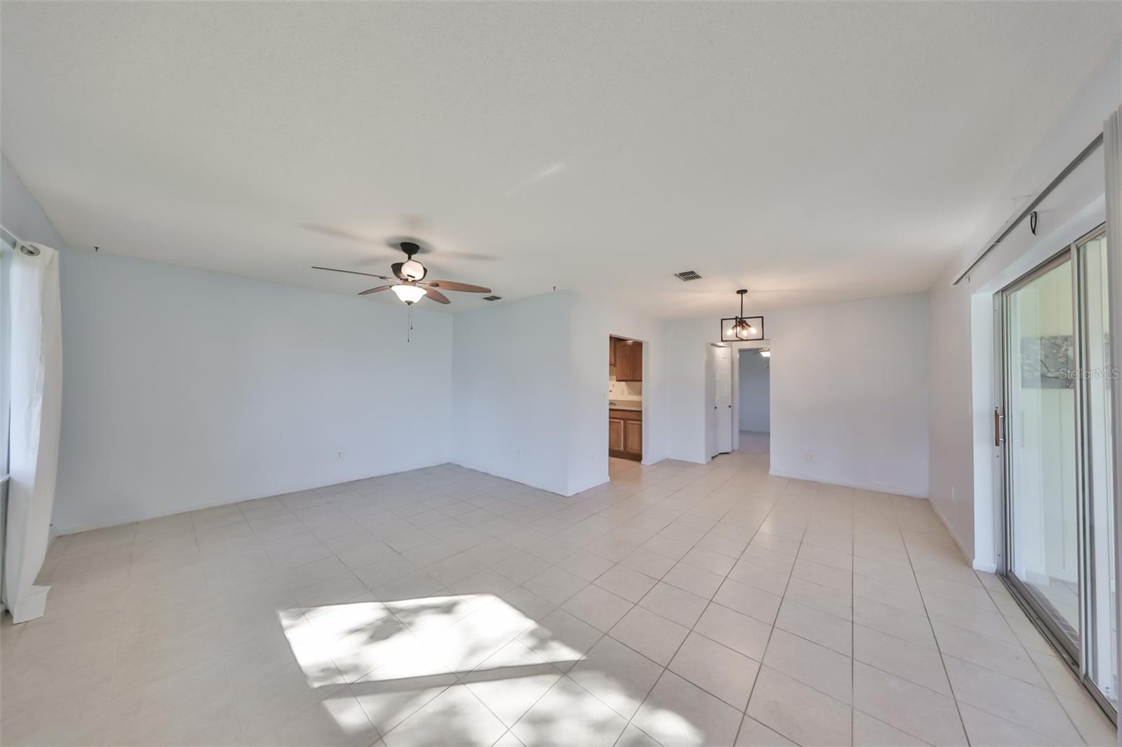 Image 6 of 37 For 1902 Dandridge Street 20