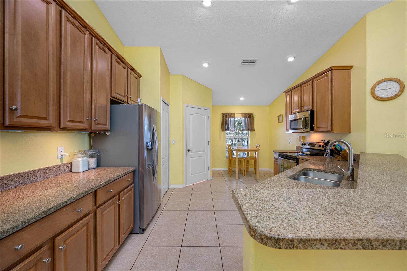 Image 13 of 69 For 13730 Royston Bend