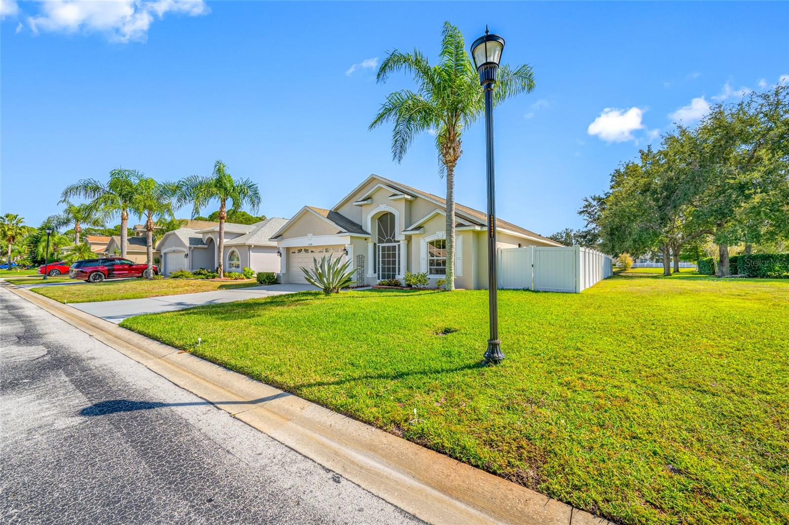 Image 2 of 69 For 13730 Royston Bend