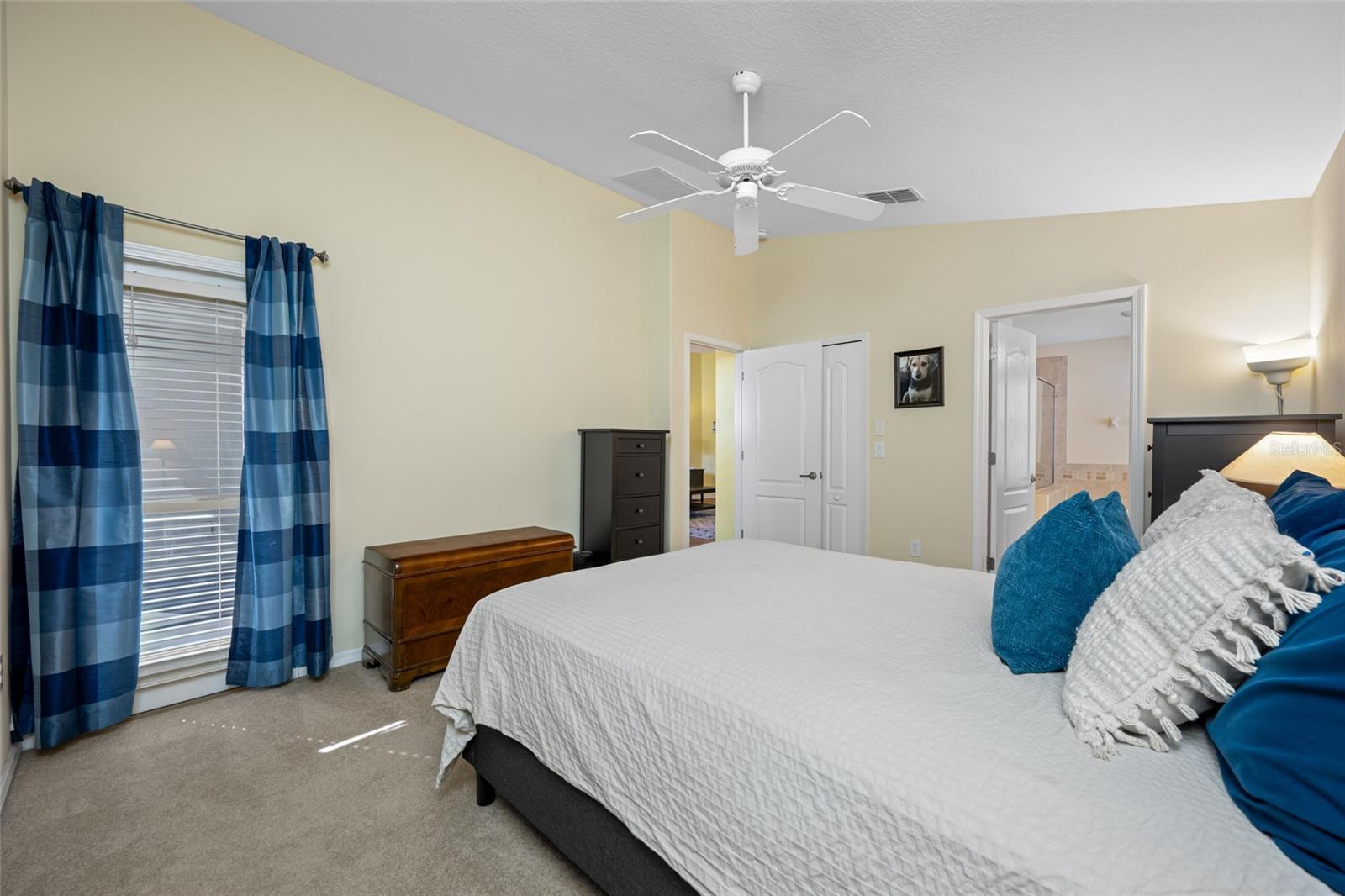 Image 25 of 69 For 13730 Royston Bend