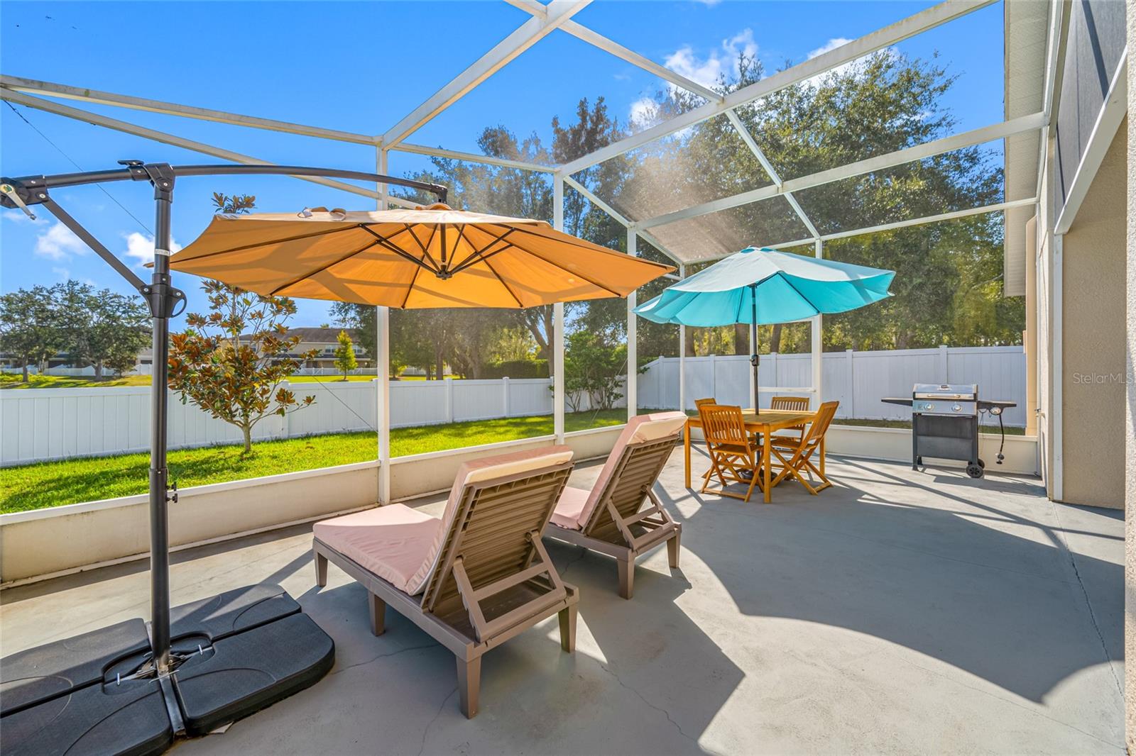 Image 44 of 69 For 13730 Royston Bend