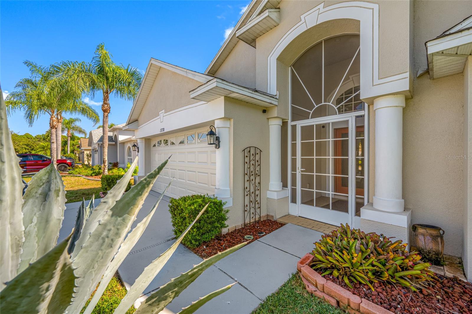 Image 5 of 69 For 13730 Royston Bend