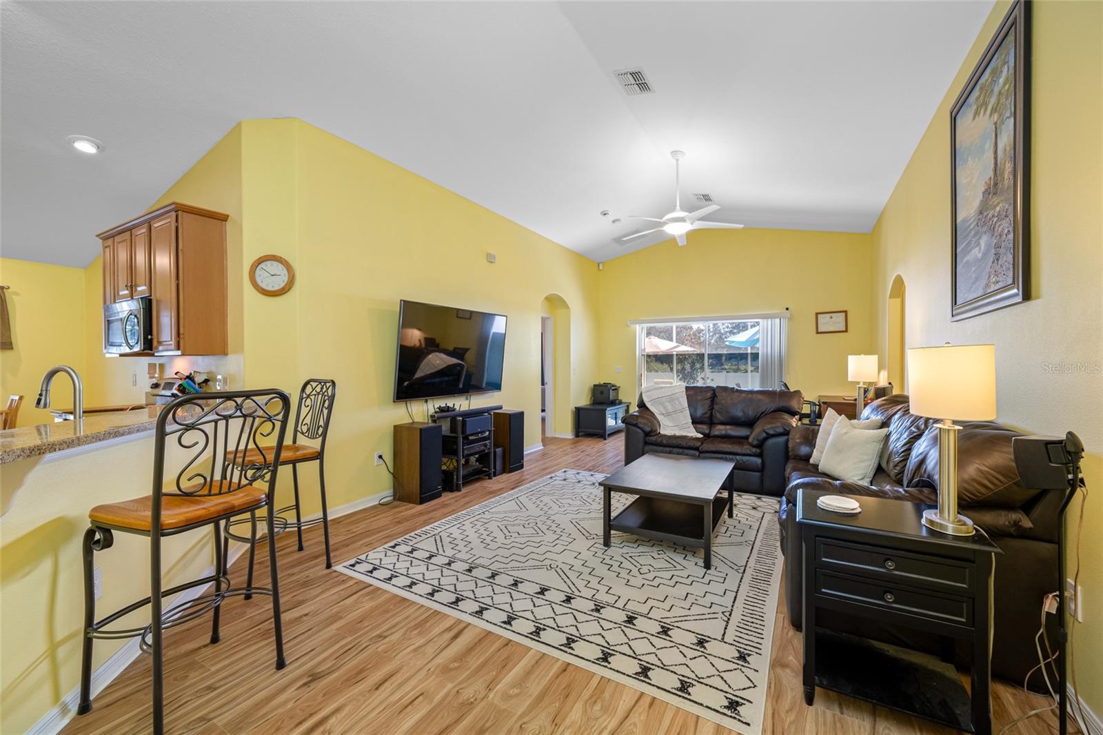 Image 8 of 69 For 13730 Royston Bend