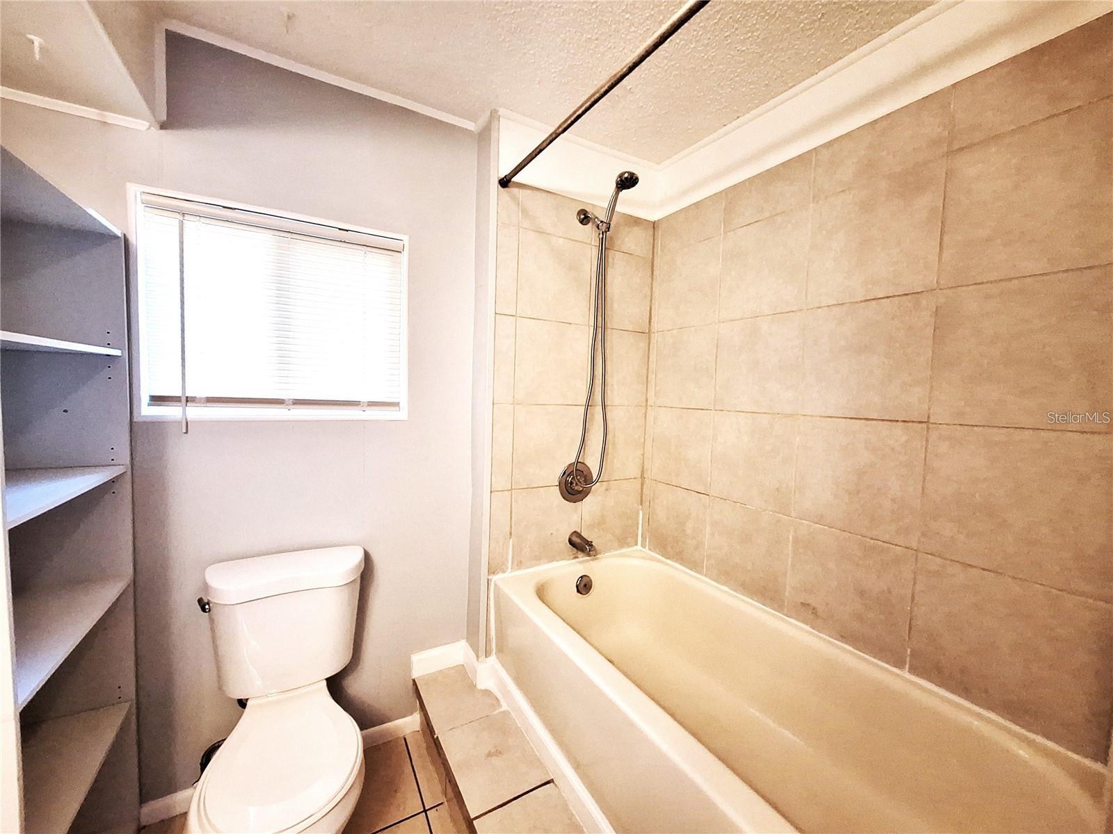 Image 17 of 29 For 6886 49th Avenue N