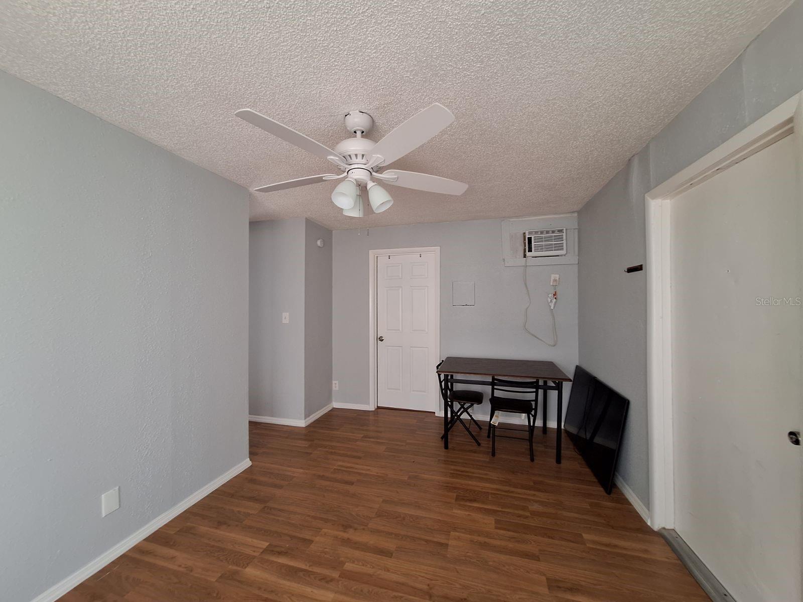 Image 19 of 29 For 6886 49th Avenue N