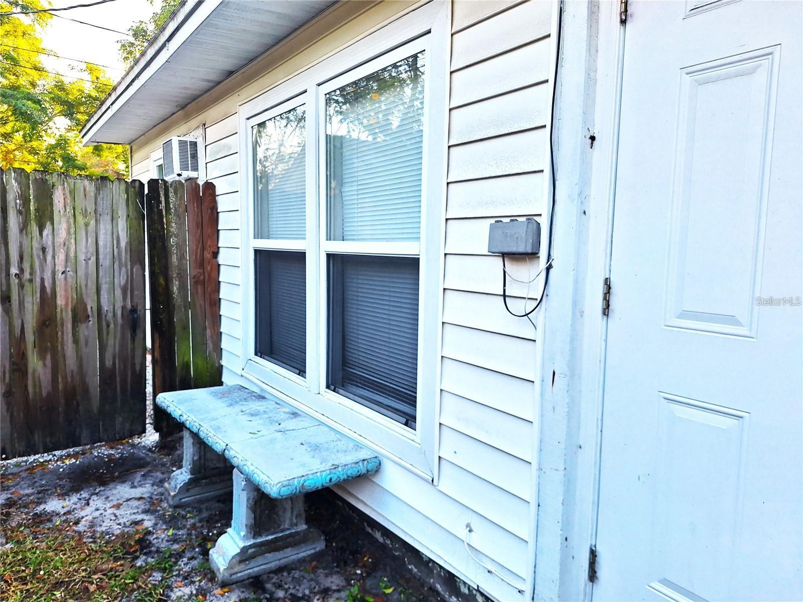 Image 22 of 29 For 6886 49th Avenue N