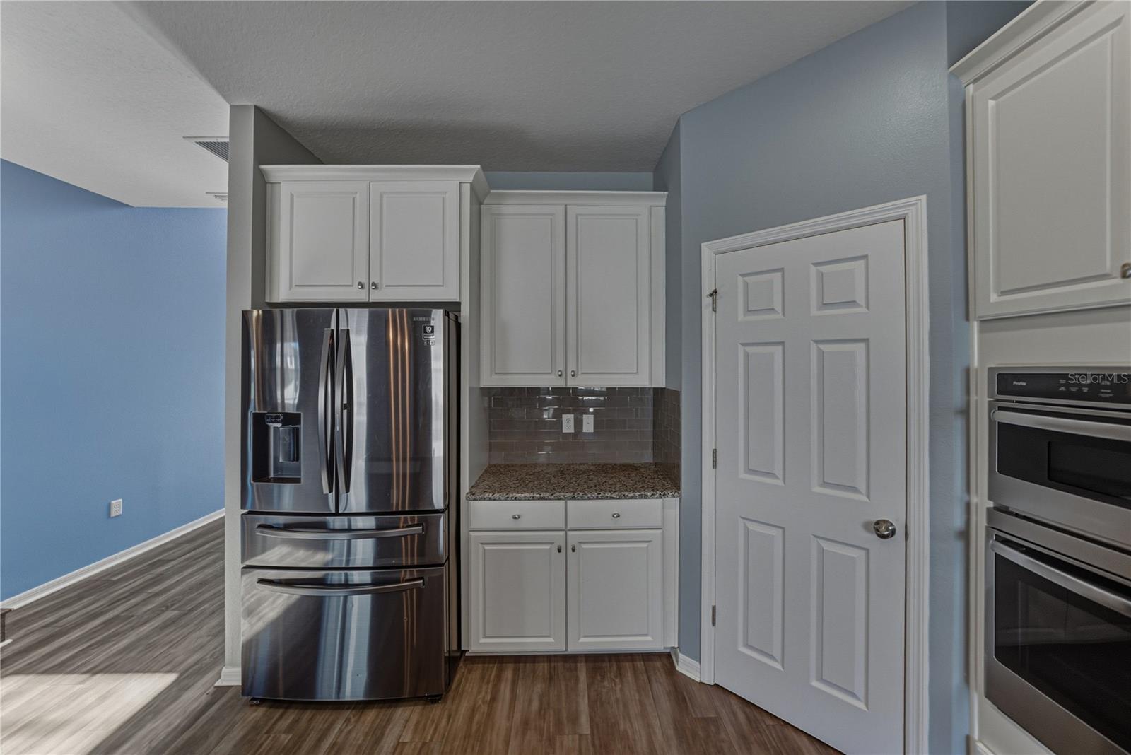 Image 16 of 76 For 7628 Surf Reed Way