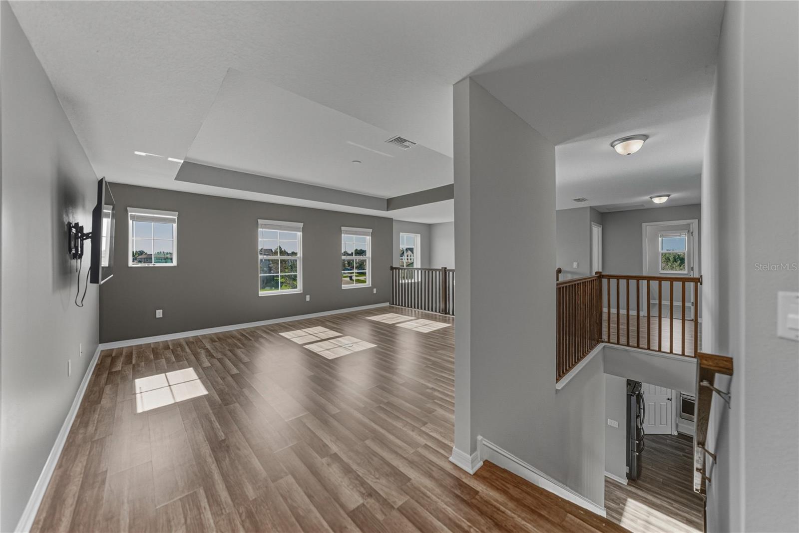 Image 27 of 76 For 7628 Surf Reed Way