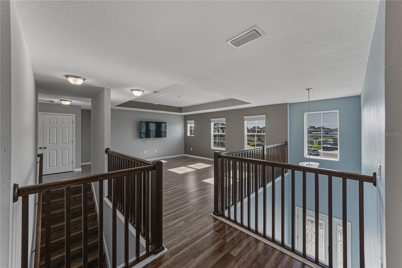 Image 30 of 76 For 7628 Surf Reed Way