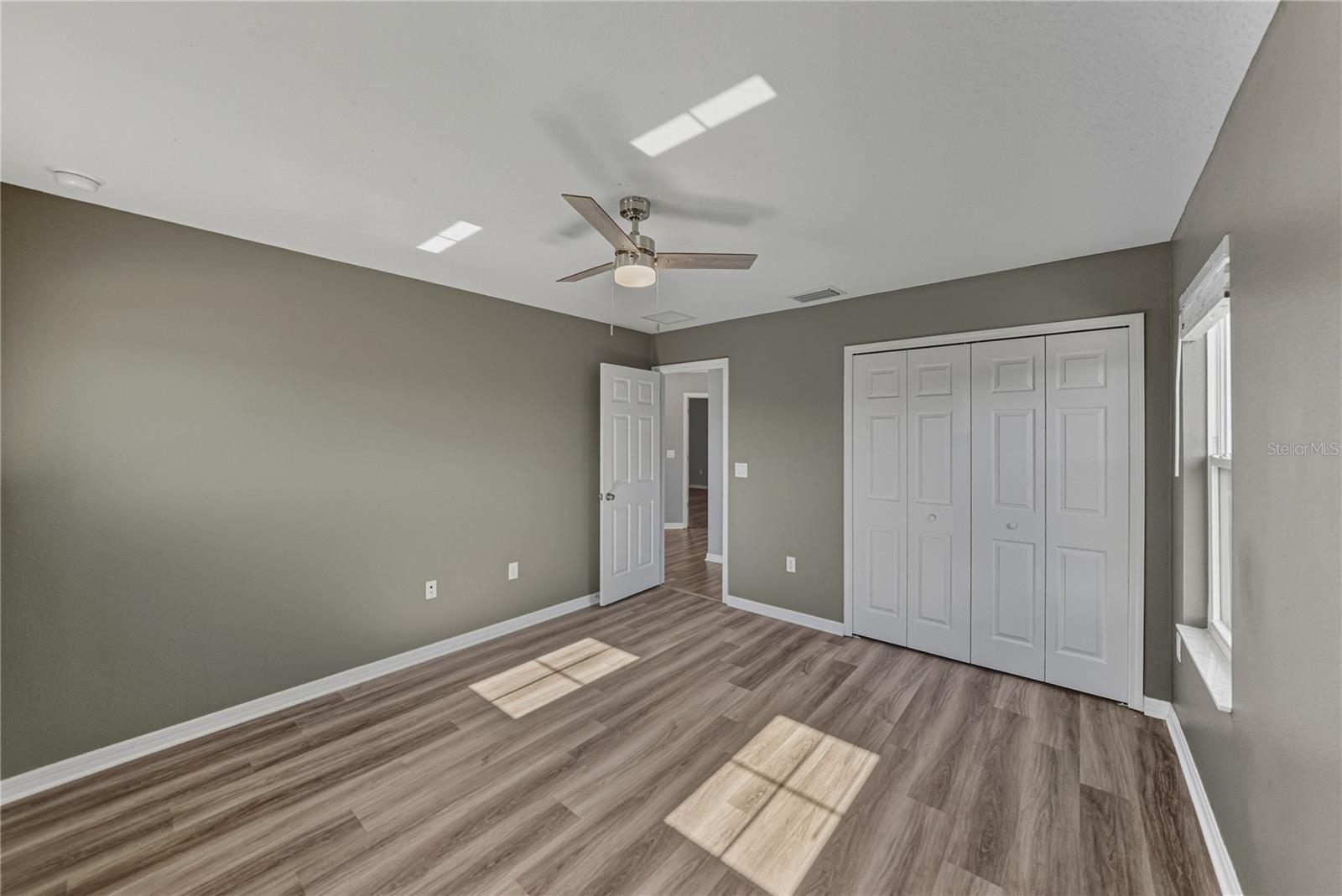 Image 41 of 76 For 7628 Surf Reed Way