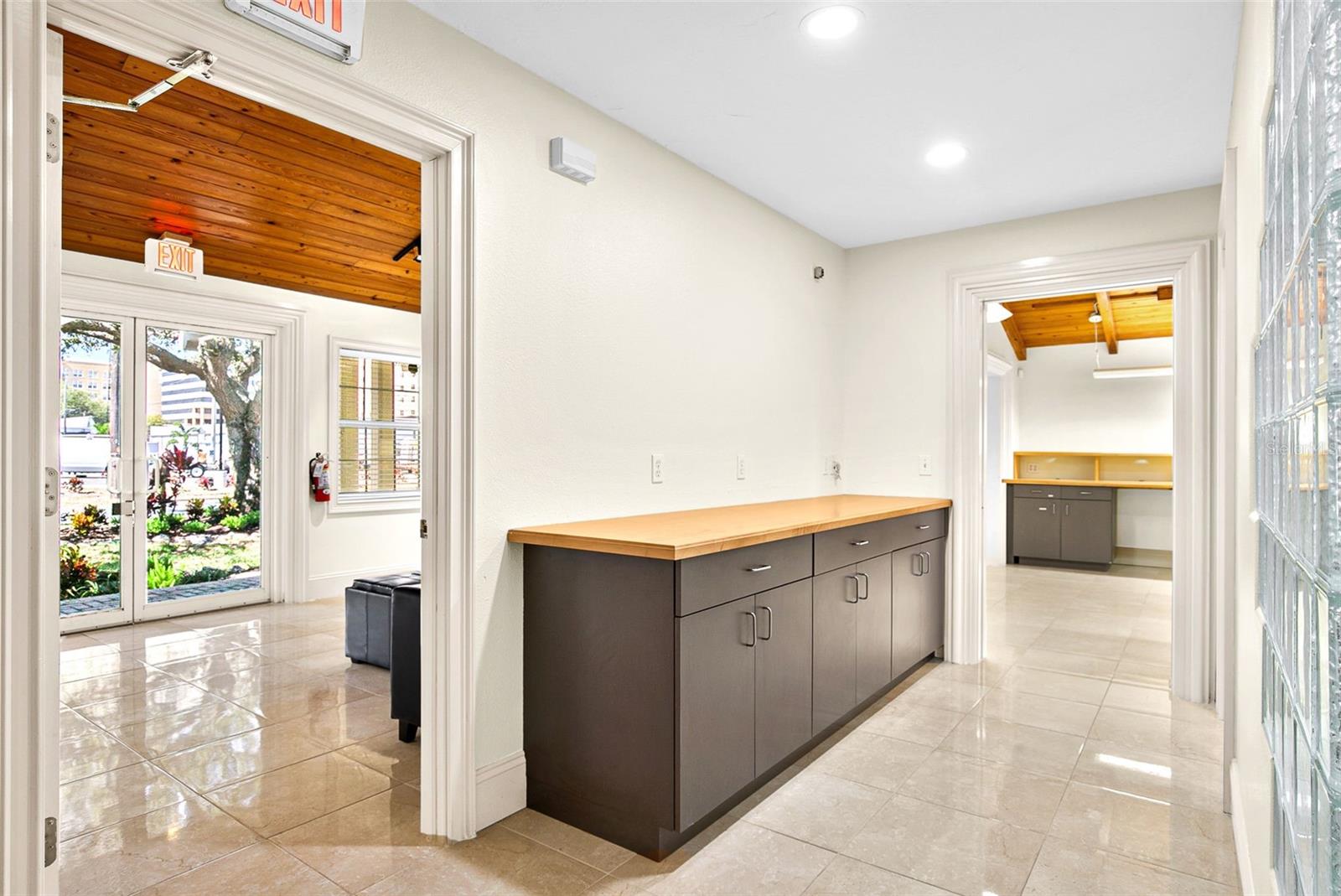 Image 34 of 65 For 525 8th Street W