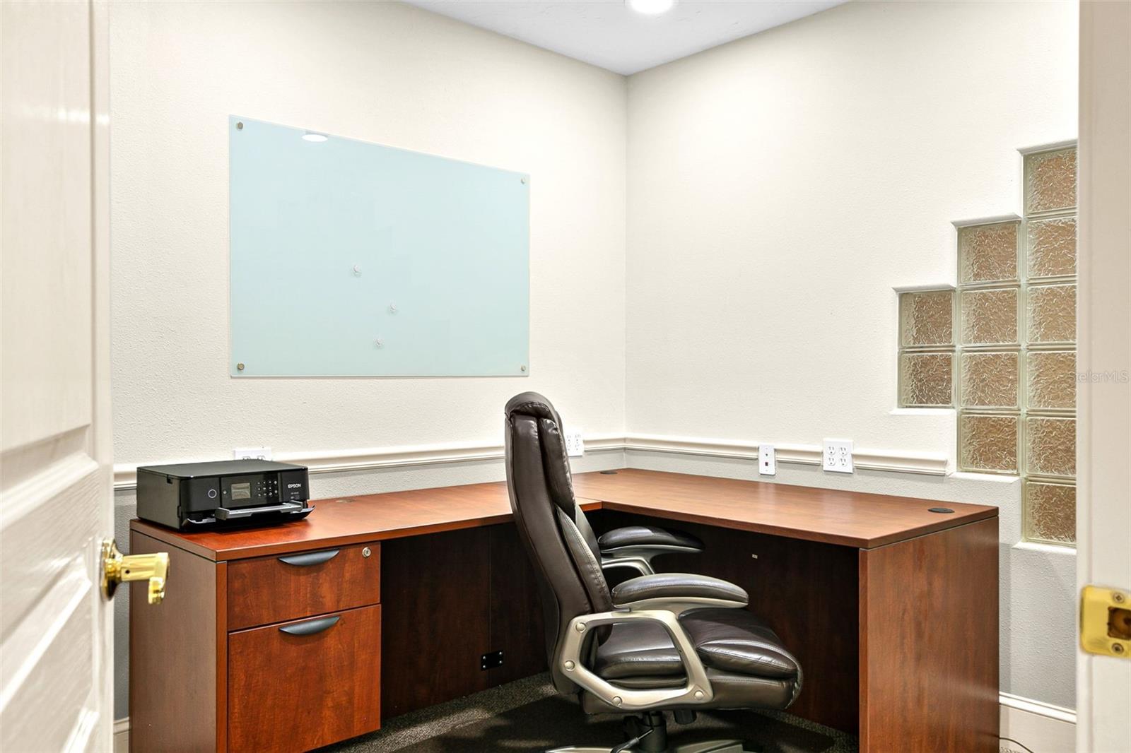 Image 35 of 65 For 525 8th Street W