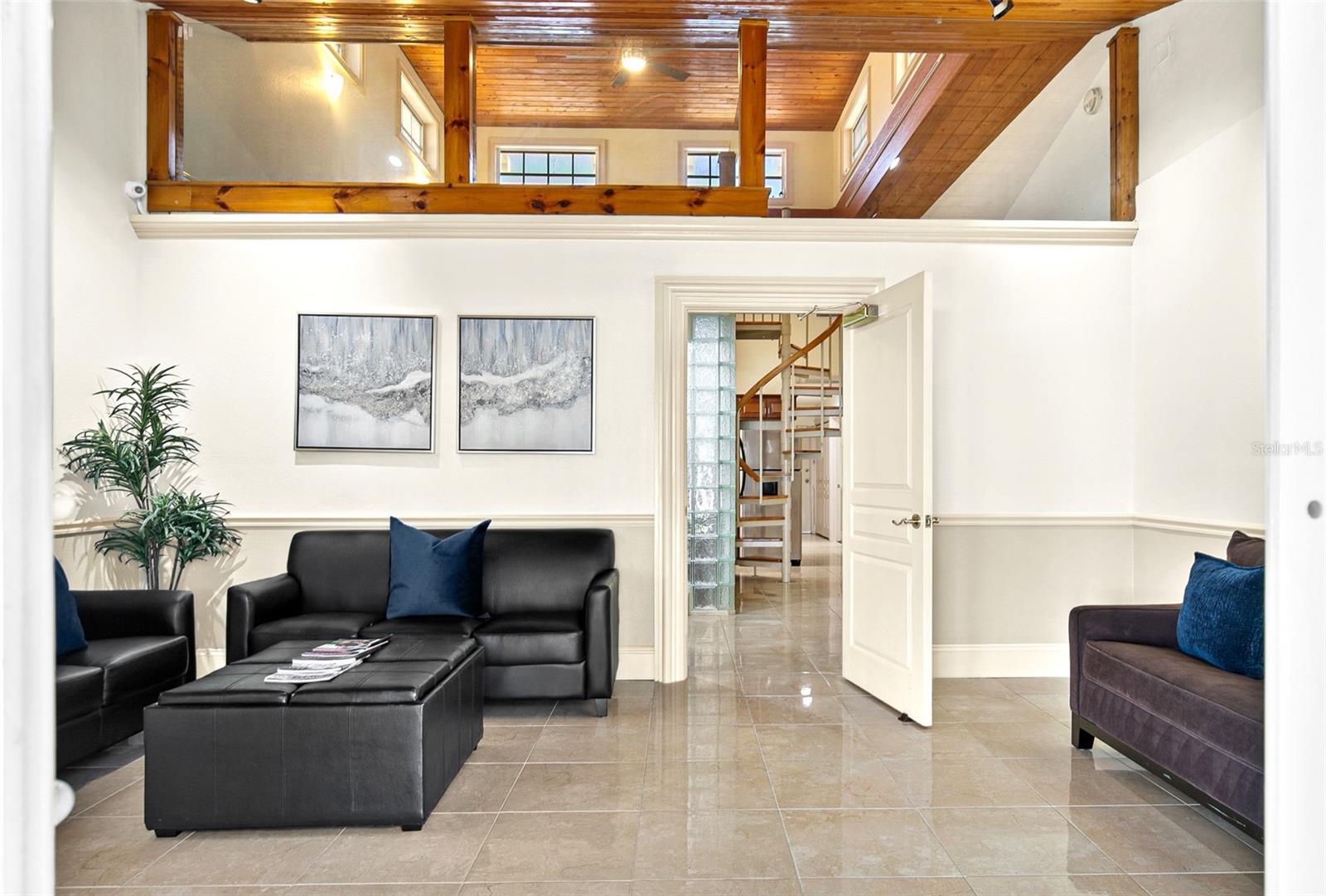 Image 8 of 65 For 525 8th Street W