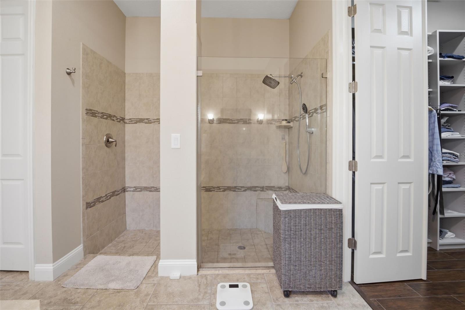 Image 17 of 57 For 3243 Watermark Drive