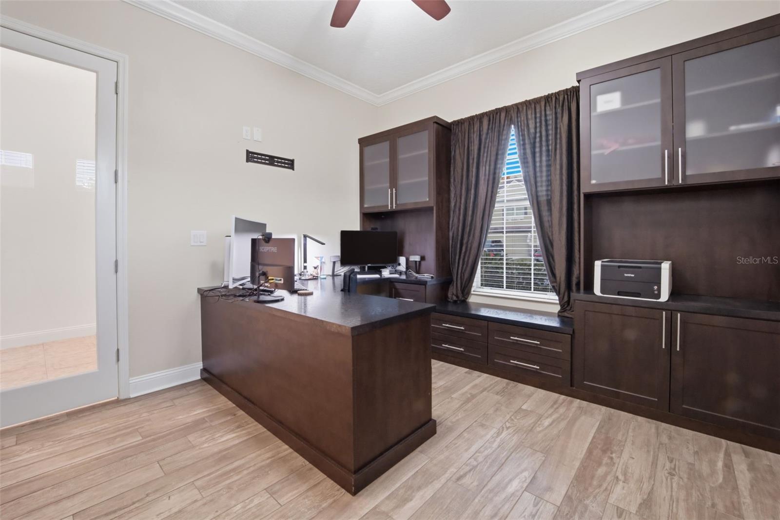 Image 23 of 57 For 3243 Watermark Drive