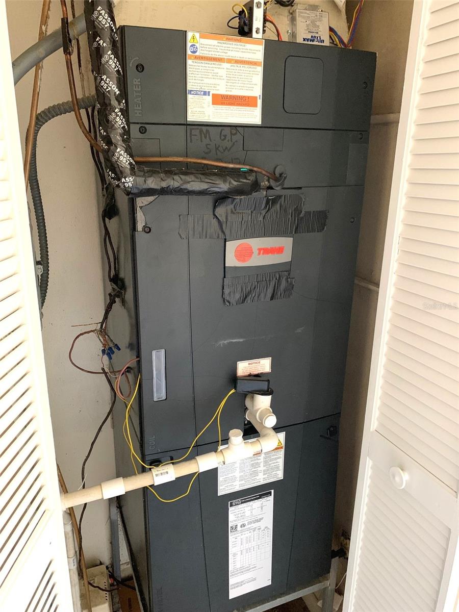 Image 21 of 29 For 712 116th Avenue