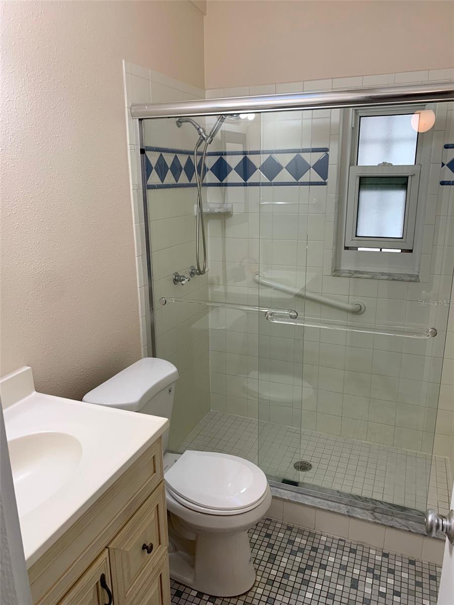 Image 22 of 29 For 712 116th Avenue