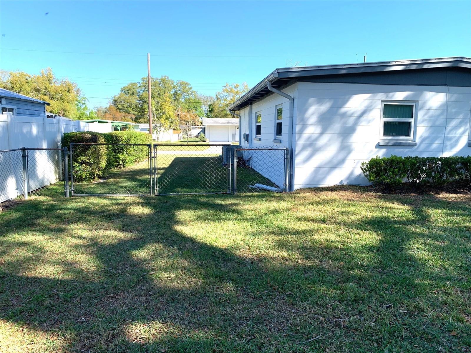 Image 25 of 29 For 712 116th Avenue