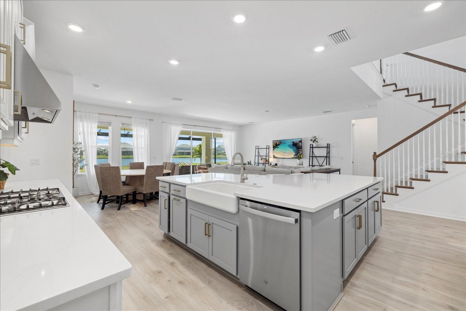 Image 10 of 52 For 4423 Pond Brook Court