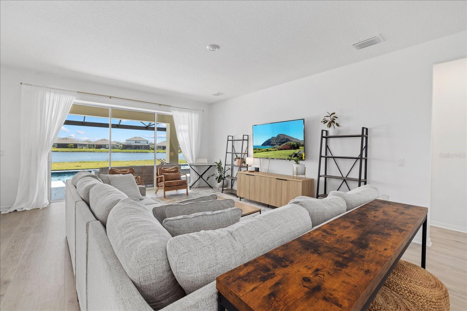 Image 14 of 52 For 4423 Pond Brook Court