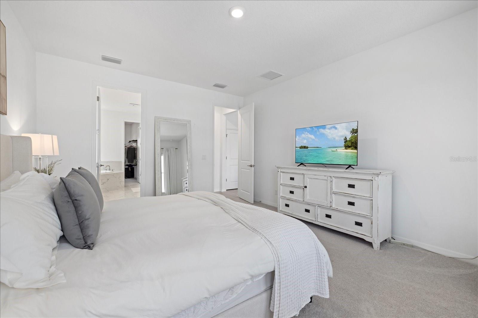 Image 21 of 52 For 4423 Pond Brook Court