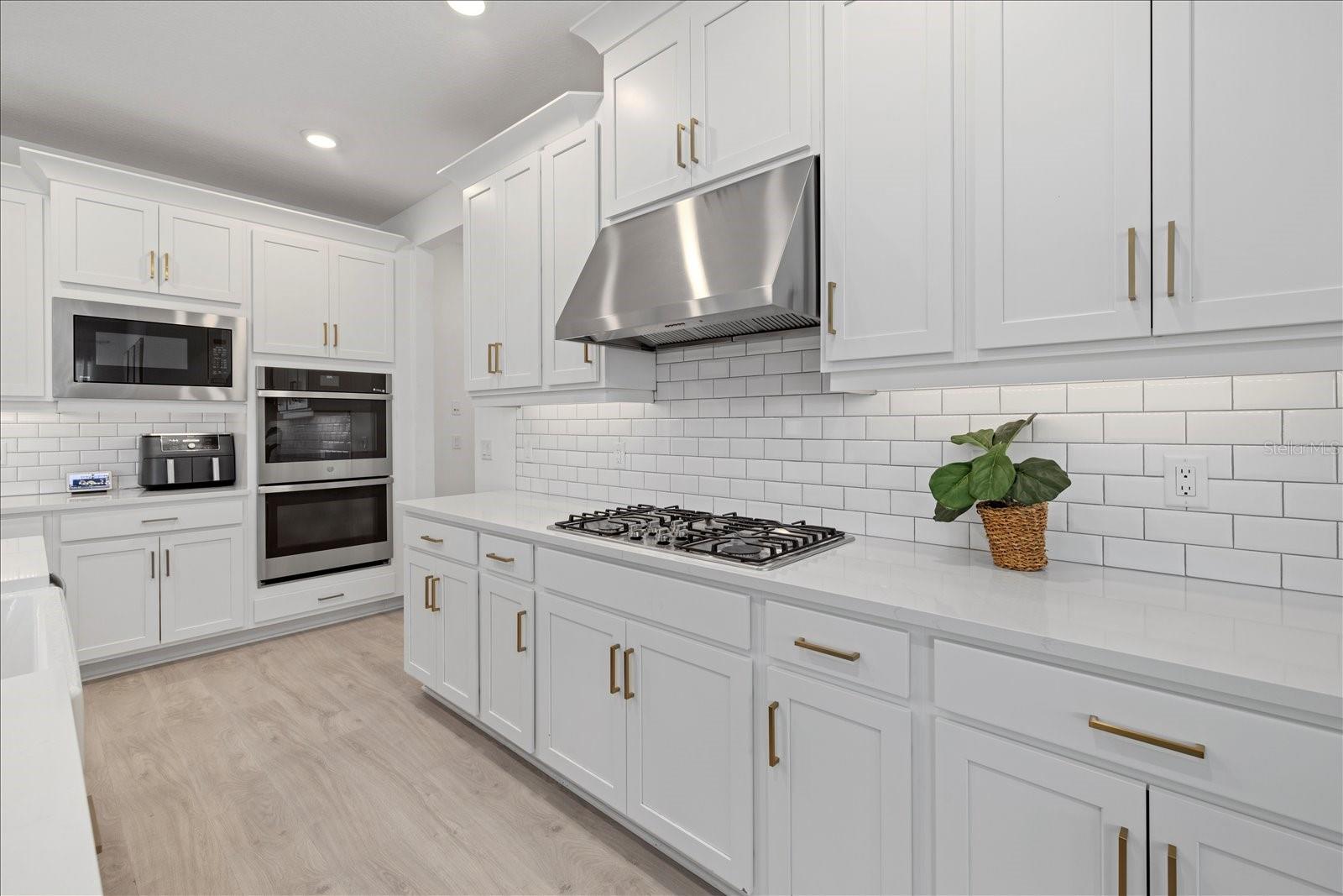 Image 9 of 52 For 4423 Pond Brook Court